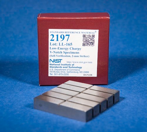 SRM 2197  低能量Charpy V-缺口樣本(自驗證，2毫米射手)